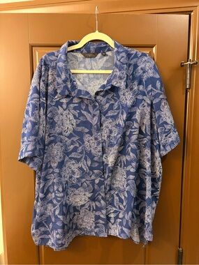 Investments Blue Floral Short Sleeve Button-Down Shirt